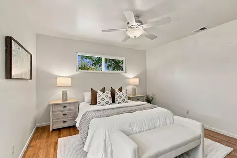 Bedroom - 894 Hazelnut Ct, Sunnyvale, CA 94087 photo 6 of 6