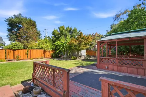 Exterior - 894 Hazelnut Ct, Sunnyvale, CA 94087 photo 13 of 15