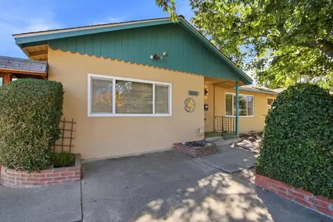 Exterior - 894 Hazelnut Ct, Sunnyvale, CA 94087 photo 5 of 15