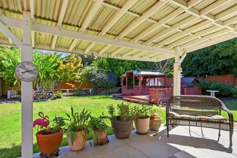 Exterior - 894 Hazelnut Ct, Sunnyvale, CA 94087 photo 7 of 15
