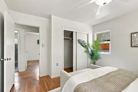 Bedroom - 894 Hazelnut Ct, Sunnyvale, CA 94087 photo 5 of 6