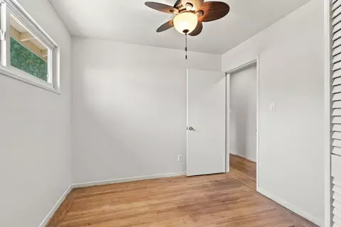 Bedroom - 894 Hazelnut Ct, Sunnyvale, CA 94087 photo 2 of 6