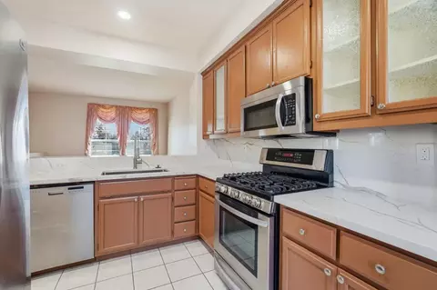 Kitchen - 3657 Dickenson Cmn, Fremont, CA 94538 photo 3 of 5