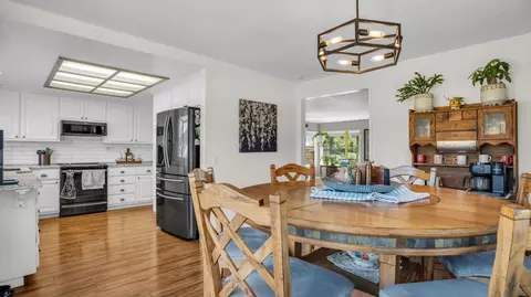 Dining - 7385 Thayer Ct, Gilroy, CA 95020 photo 3 of 3