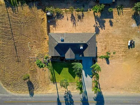 View/Area - 17864 Road 25, Madera, CA 93638 photo 5 of 10