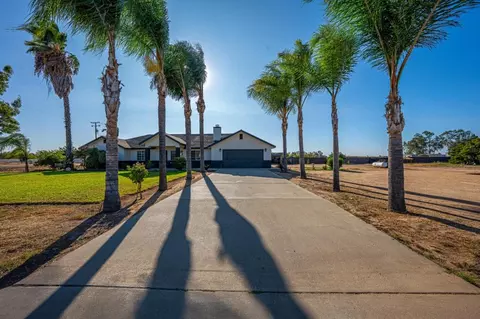 Exterior - 17864 Road 25, Madera, CA 93638 photo 1 of 17