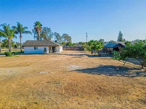 Exterior - 17864 Road 25, Madera, CA 93638 photo 15 of 17