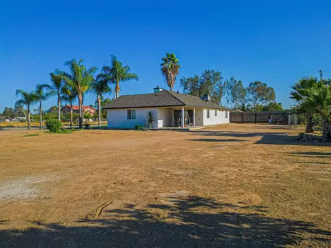 Exterior - 17864 Road 25, Madera, CA 93638 photo 13 of 17