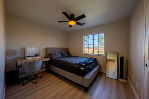 Bedroom - 17864 Road 25, Madera, CA 93638 photo 1 of 5