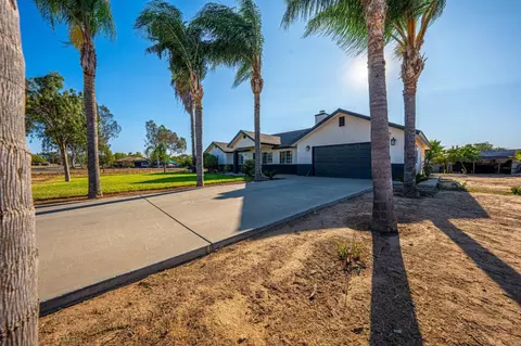 Exterior - 17864 Road 25, Madera, CA 93638 photo 6 of 17