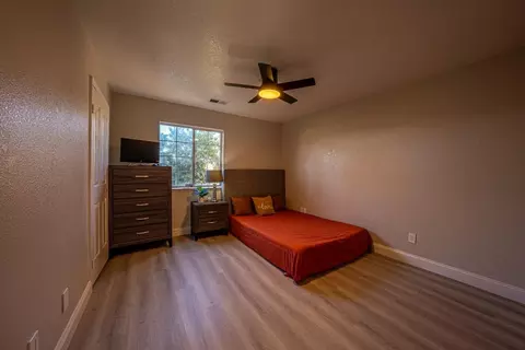 Bedroom - 17864 Road 25, Madera, CA 93638 photo 4 of 5