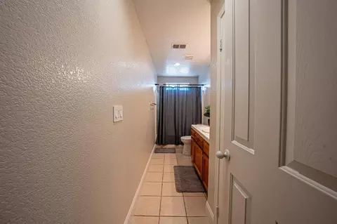 Entry Way - 17864 Road 25, Madera, CA 93638 photo 3 of 3