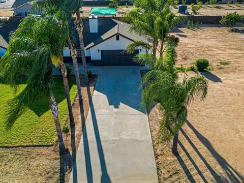 View/Area - 17864 Road 25, Madera, CA 93638 photo 2 of 10