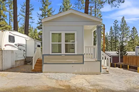 10715 Highway 89 50, Truckee, CA 96160
