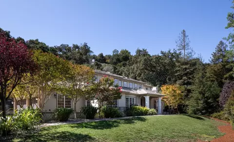 10650 Magdalena Rd, Los Altos Hills, CA 94024