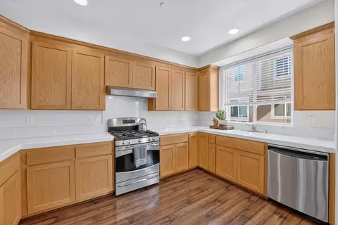 Kitchen - 18413 Ruby Ln, Morgan Hill, CA 95037 photo 2 of 3