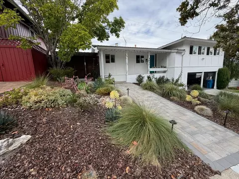 2850 Medford Ave, Redwood City, CA 94061