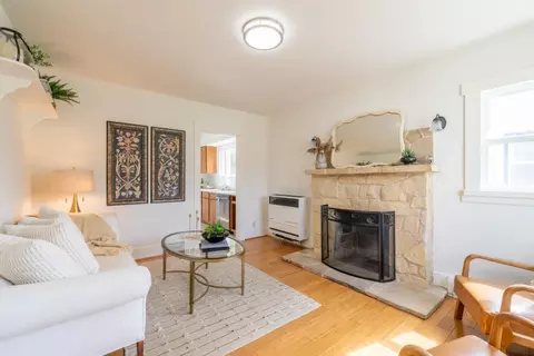 Living - 355 357 Monroe St, Monterey, CA 93940 photo 1 of 2