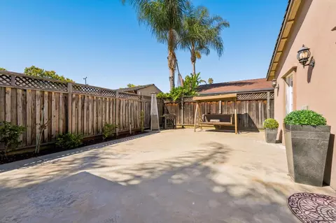 Exterior - 40489 Davis St, Fremont, CA 94538 photo 10 of 11