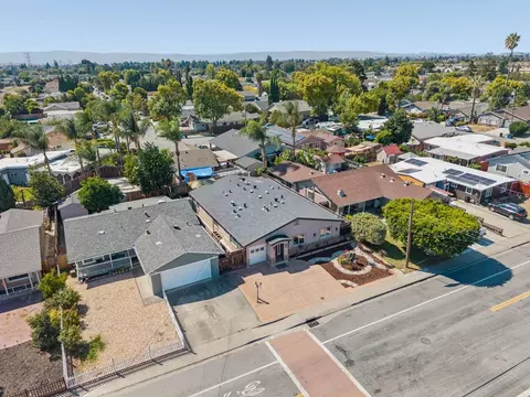 View/Area - 40489 Davis St, Fremont, CA 94538 photo 3 of 3