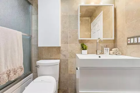 Bath - 40489 Davis St, Fremont, CA 94538 photo 2 of 8