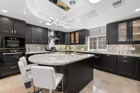 Kitchen - 40489 Davis St, Fremont, CA 94538 photo 2 of 3