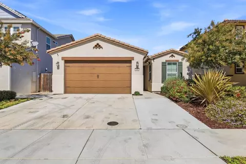 610 Valencia Way, Hollister, CA 95023