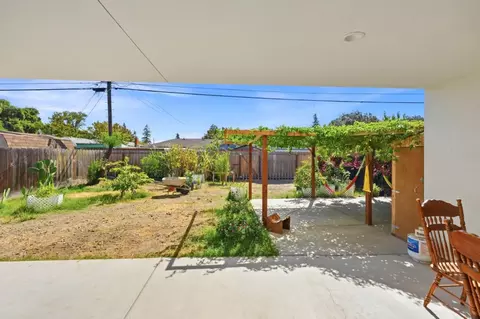 Exterior - 2024 Ellis St, Modesto, CA 95354 photo 5 of 11