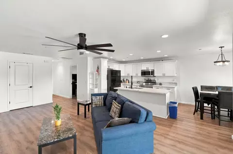 Living - 2024 Ellis St, Modesto, CA 95354 photo 3 of 3