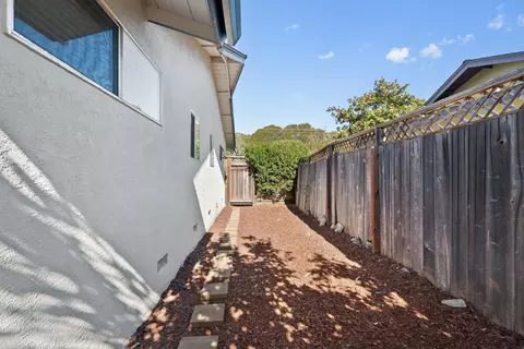 Exterior - 218 Siesta Dr, Aptos, CA 95003 photo 7 of 9
