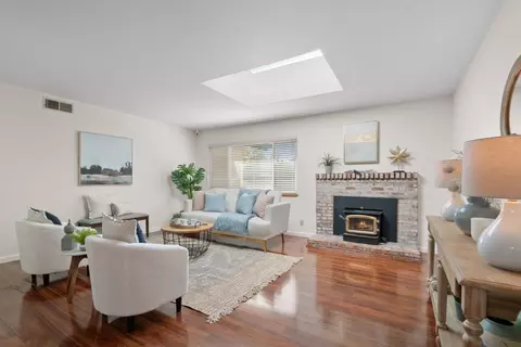 Living - 218 Siesta Dr, Aptos, CA 95003 photo 1 of 5