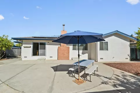 Exterior - 218 Siesta Dr, Aptos, CA 95003 photo 3 of 9