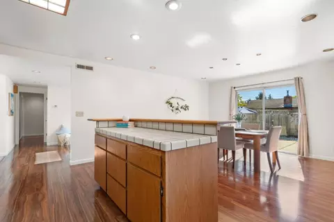 Entry Way - 218 Siesta Dr, Aptos, CA 95003 photo 4 of 4