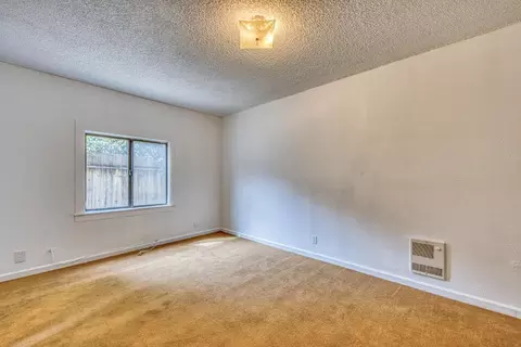 Bedroom - 431 Espinosa Rd, Salinas, CA 93907 photo 8 of 17