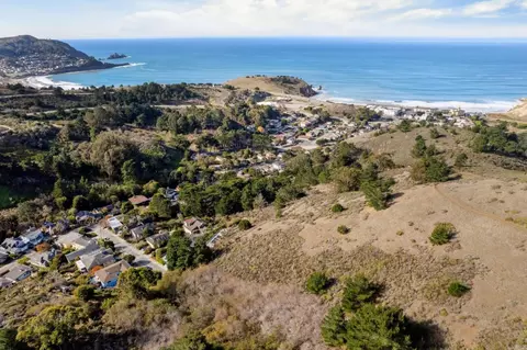 0 Calera Ter # -2, Pacifica, CA 94044
