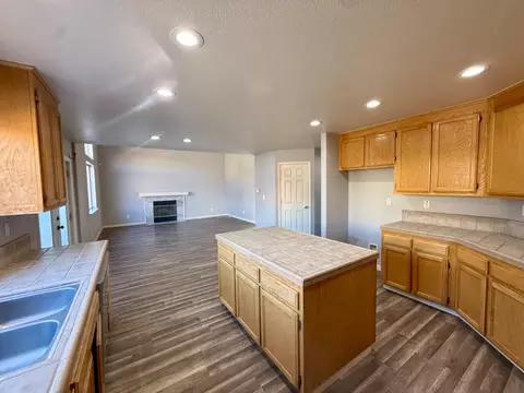 1202 Carmelo, Soledad, CA 93960 photo 4