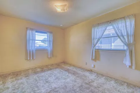 Bedroom - 246 Dororo Dr, Salinas, CA 93906 photo 3 of 4