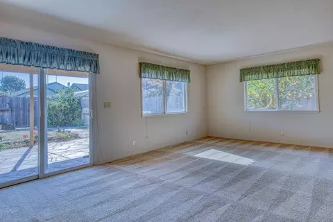 Living - 246 Dororo Dr, Salinas, CA 93906 photo 4 of 6