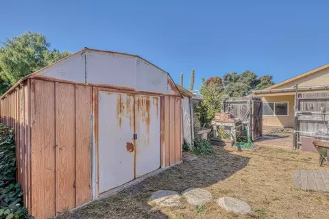 Exterior - 246 Dororo Dr, Salinas, CA 93906 photo 9 of 11