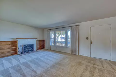 Living - 246 Dororo Dr, Salinas, CA 93906 photo 1 of 6