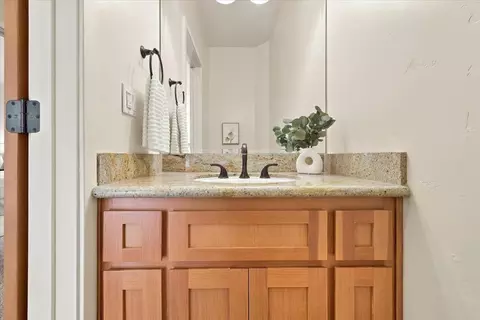 Bath - 4585 Dawn Ln, Soquel, CA 95073 photo 1 of 4
