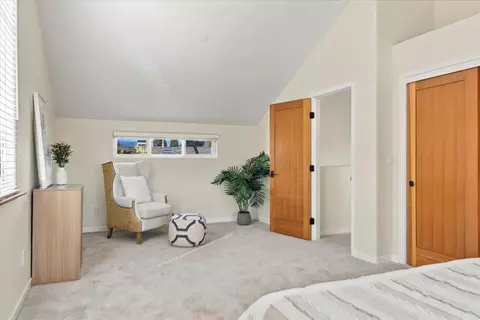 Bedroom - 4585 Dawn Ln, Soquel, CA 95073 photo 5 of 8