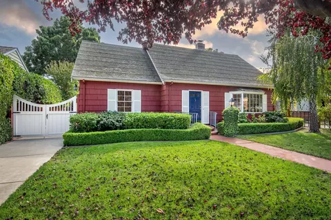 950 Camino Dr, Santa Clara, CA 95050