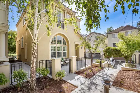 4674 Torrey Pines Cir, San Jose, CA 95124
