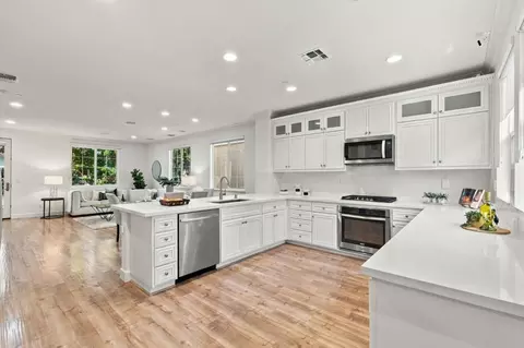 Kitchen - 56 Regency Pl, Hayward, CA 94544 photo 3 of 4