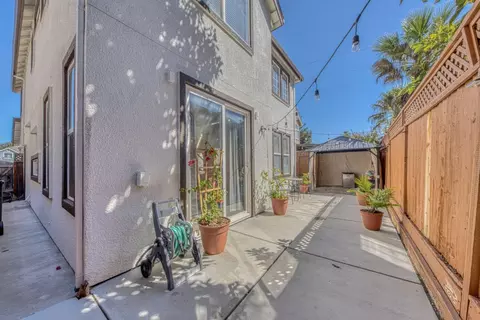Exterior - 1960 Bradbury St, Salinas, CA 93906 photo 3 of 5
