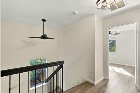 Entry Way - 76 Bright View Ln, Watsonville, CA 95076 photo 2 of 4