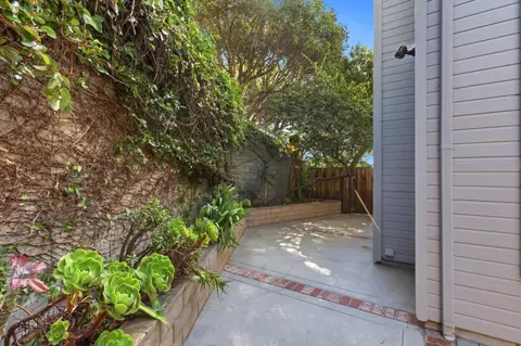 Exterior - 76 Bright View Ln, Watsonville, CA 95076 photo 6 of 9