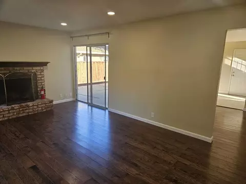 Living - 806-808 Moraga Dr, Mountain View, CA 94041 photo 1 of 3
