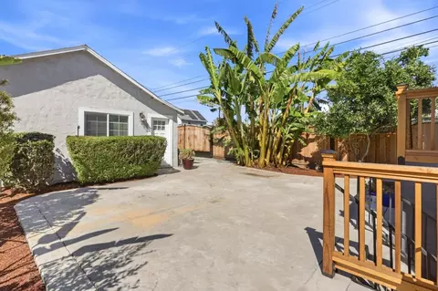 Exterior - 845 E Taylor St, San Jose, CA 95112 photo 4 of 8